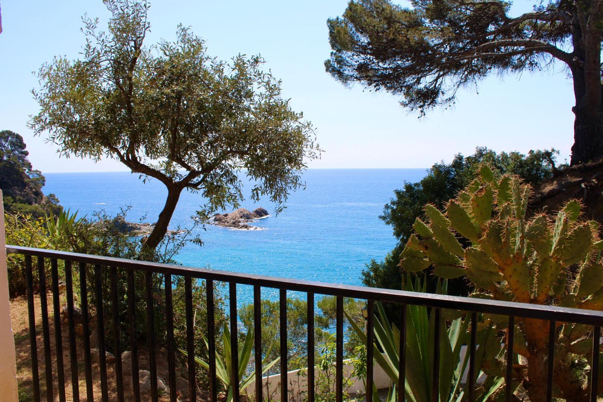 Apartamentos Cala Llevado Tossa de Mar Exterior foto
